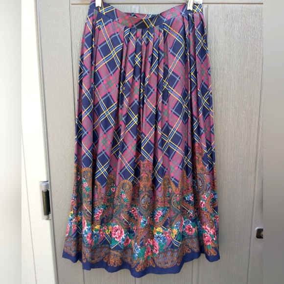 Vintage Pleated Midi Plaid Paisley Skirt - Picture 5 of 6